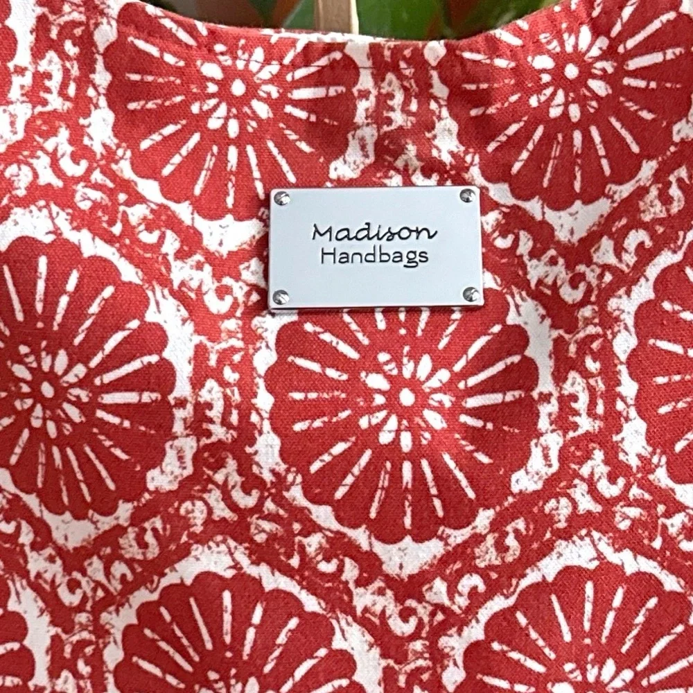 Madison Handbags Canvas Tote w/ Matching Wristlet Spring Summer Resort Vaca