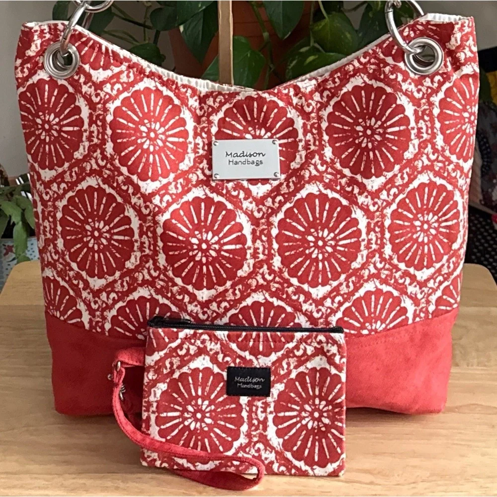Madison Handbags Canvas Tote w/ Matching Wristlet Spring Summer Resort Vaca
