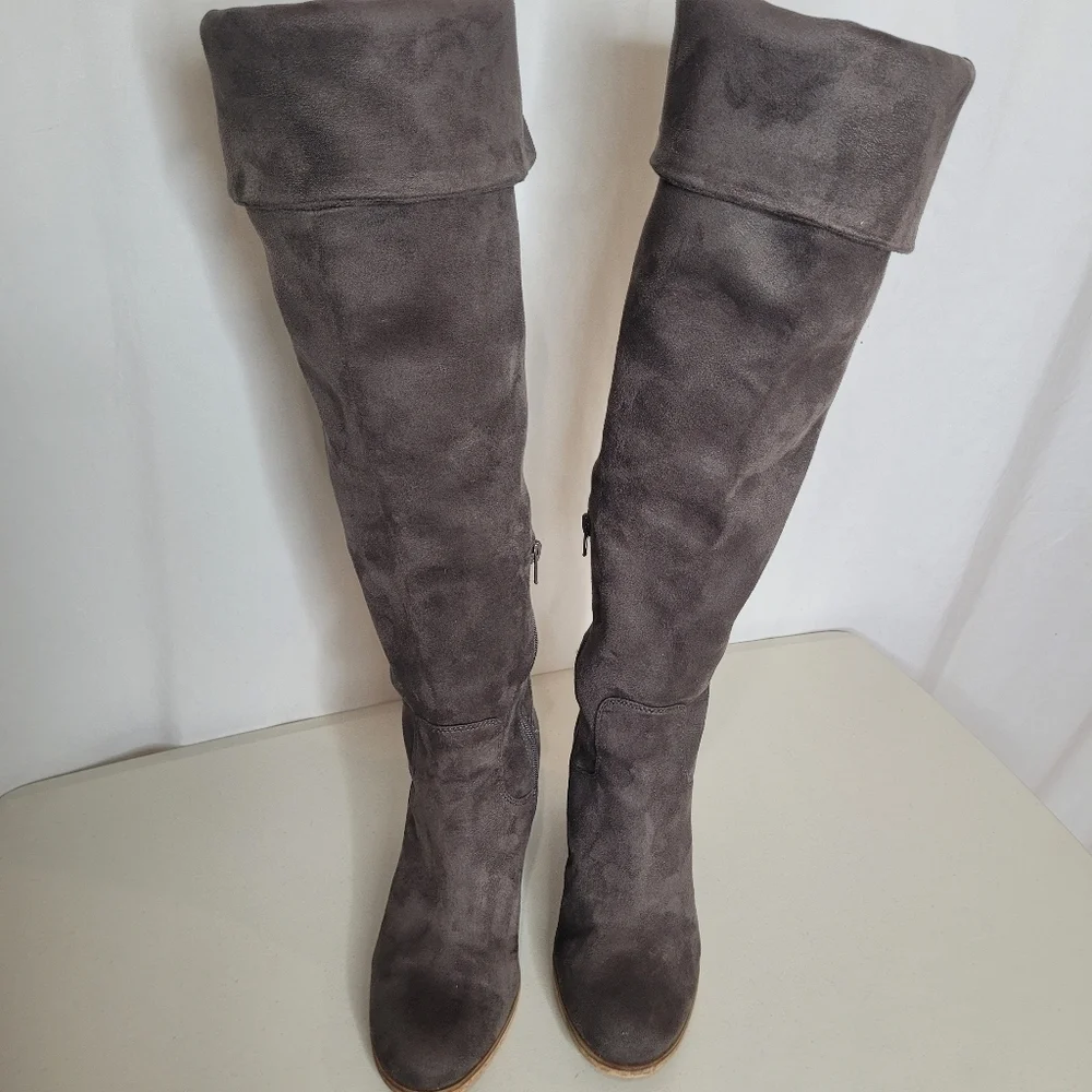 Melrose and Market Faux Suede Over-The-Knee Boots - Size 9.5