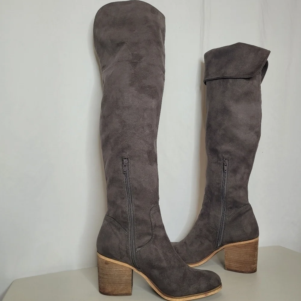 Melrose and Market Faux Suede Over-The-Knee Boots - Size 9.5