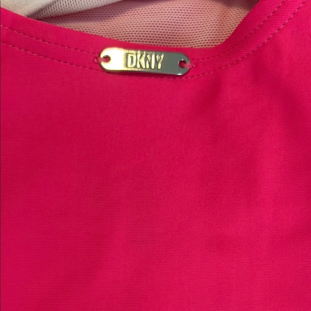 Dkny nwt size