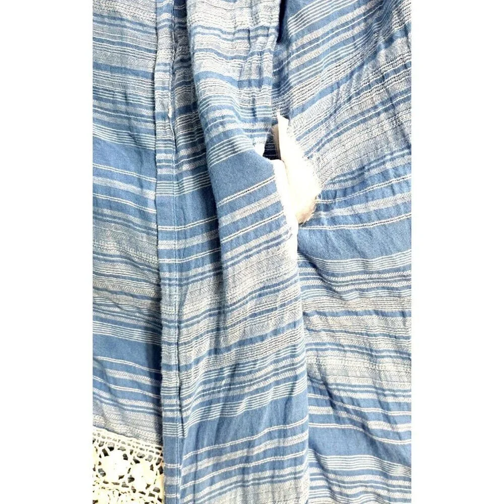 Hollister blue white