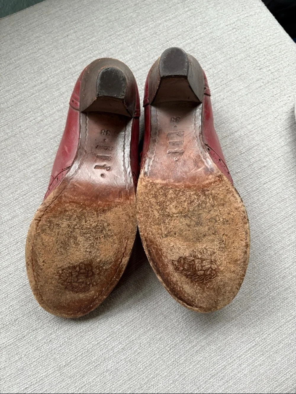 Hudson Shoes two approx top