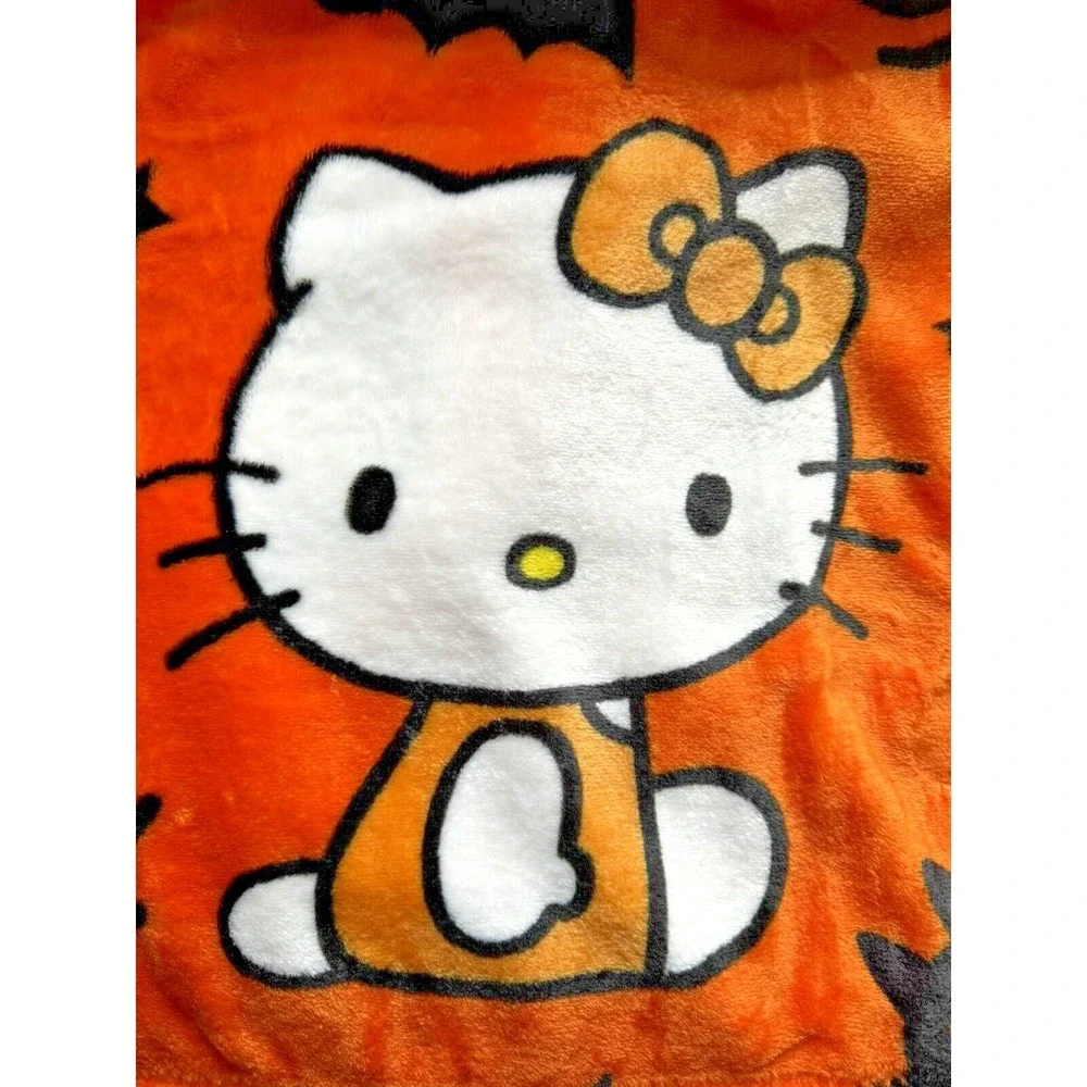 Hello Kitty this please