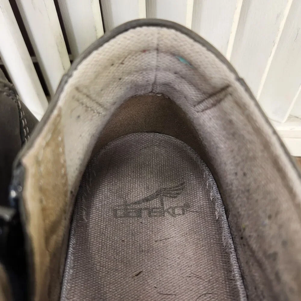 Dansko pre owned