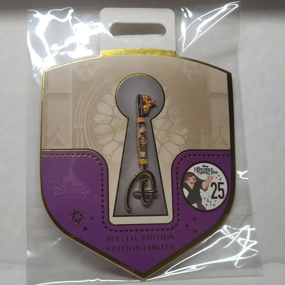 Disney The Hunchback of Notre Dame 25th Anniversary‎ Collectible Key Pin SE NIP