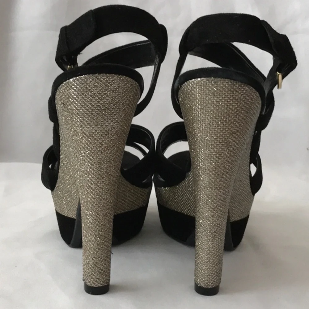 Guess box brand new