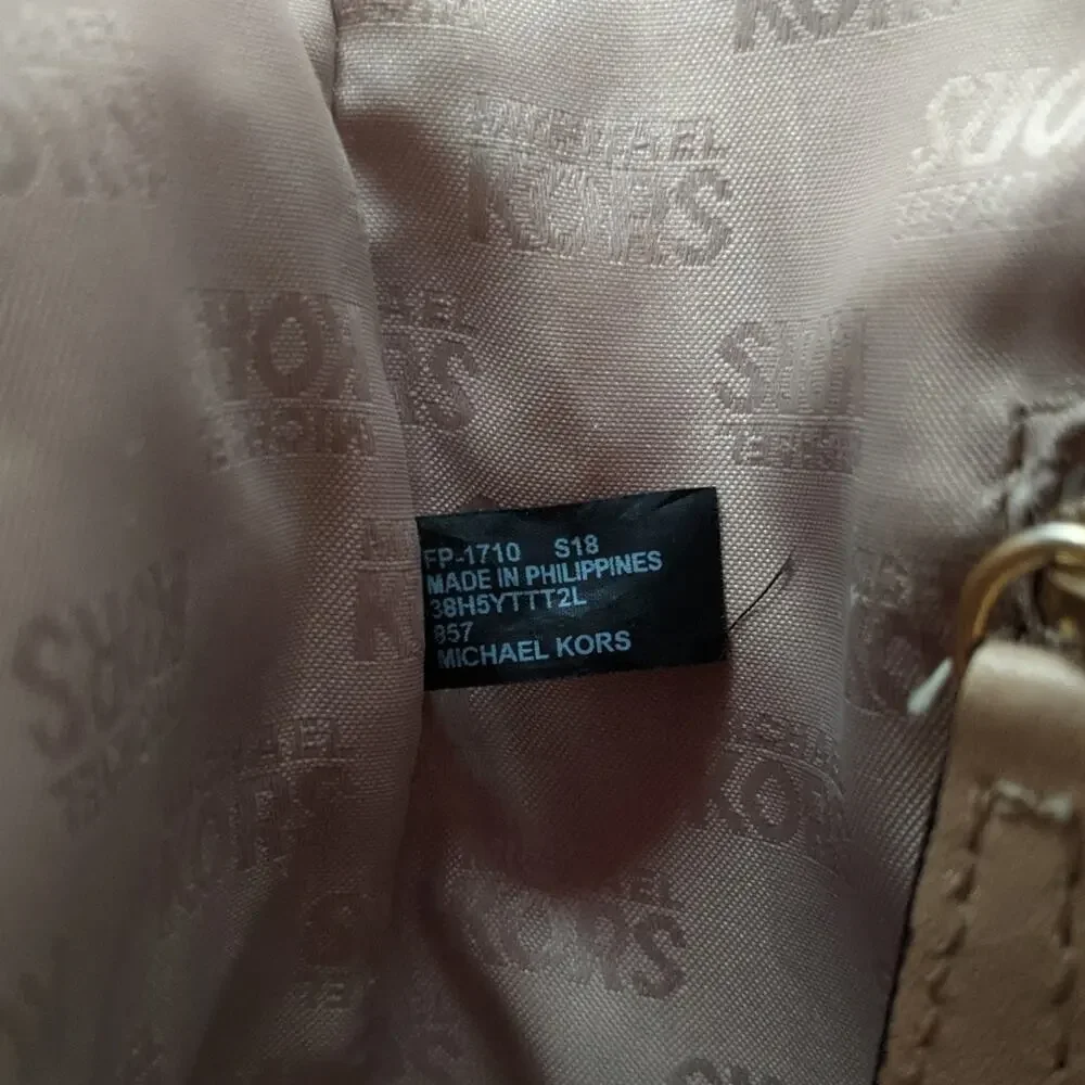 Michael Kors Jet Set Tote in Blush Pink