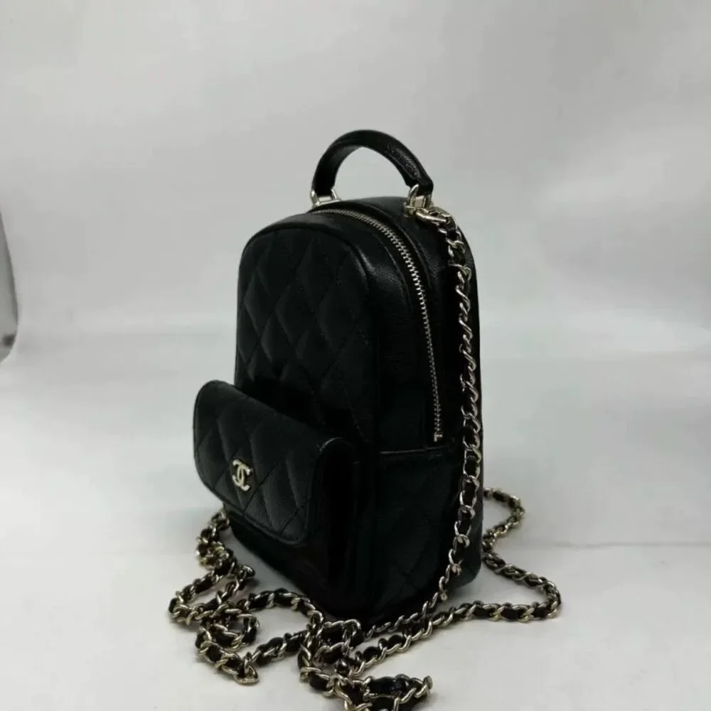 CHANEL brand color