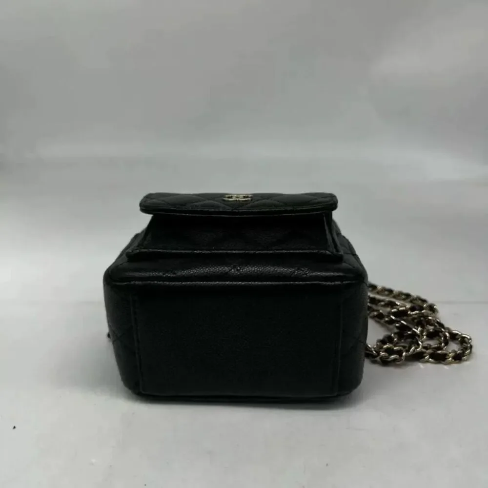 CHANEL brand color