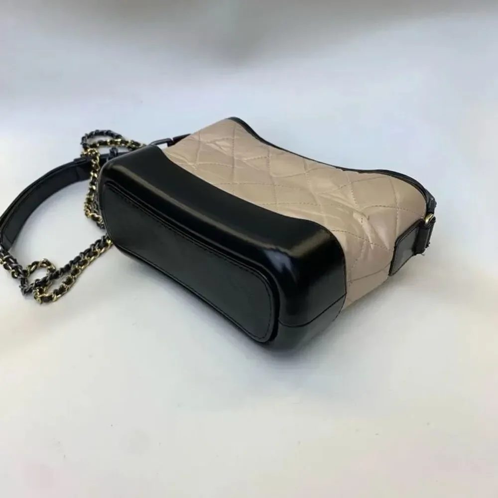 CHANEL brand color