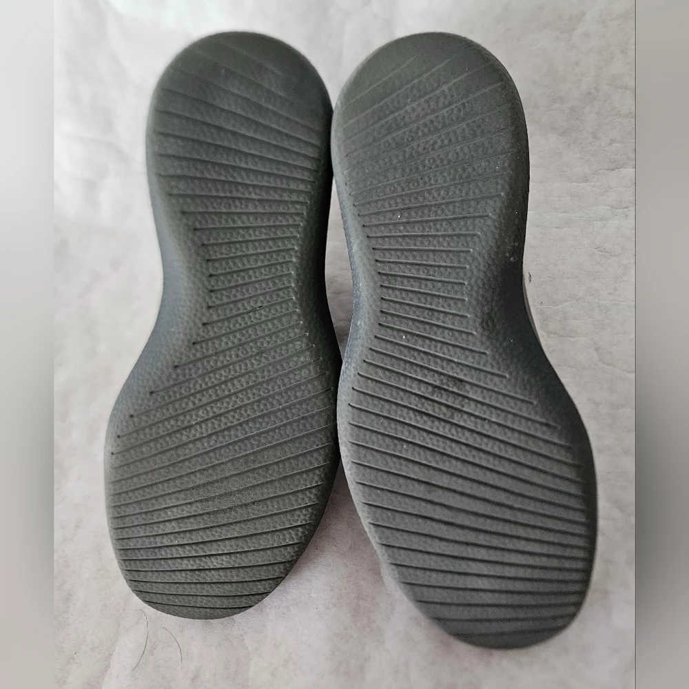 allbirds dark sole