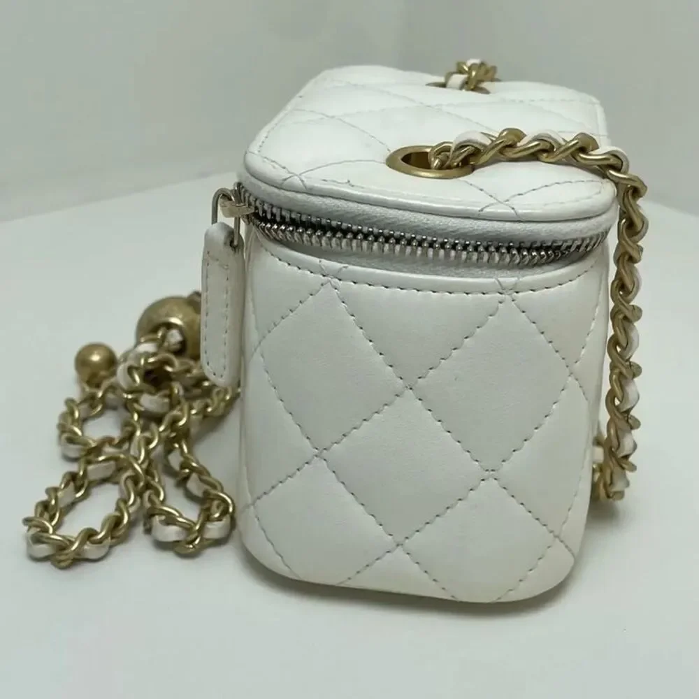 CHANEL brand color