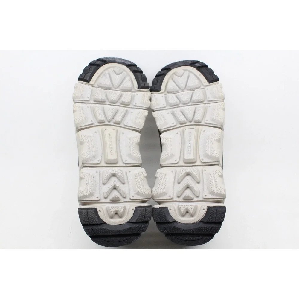 Skechers summits slip