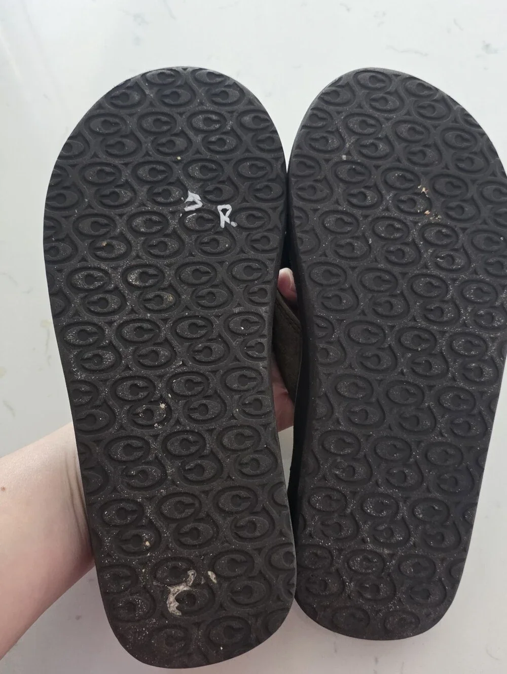 Cobian Men’s Brown Strap Flip Flops with Black Sole Sz 11