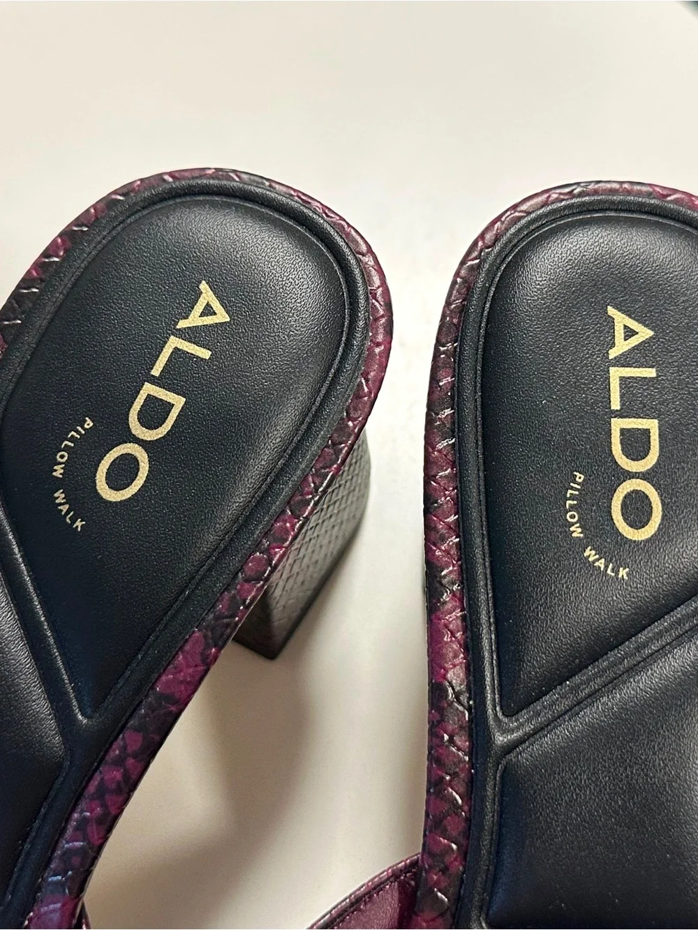 Aldo plum snake