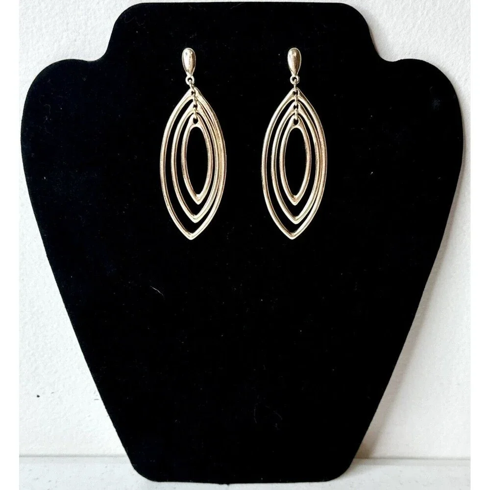 Liz Claiborne liz claiborne