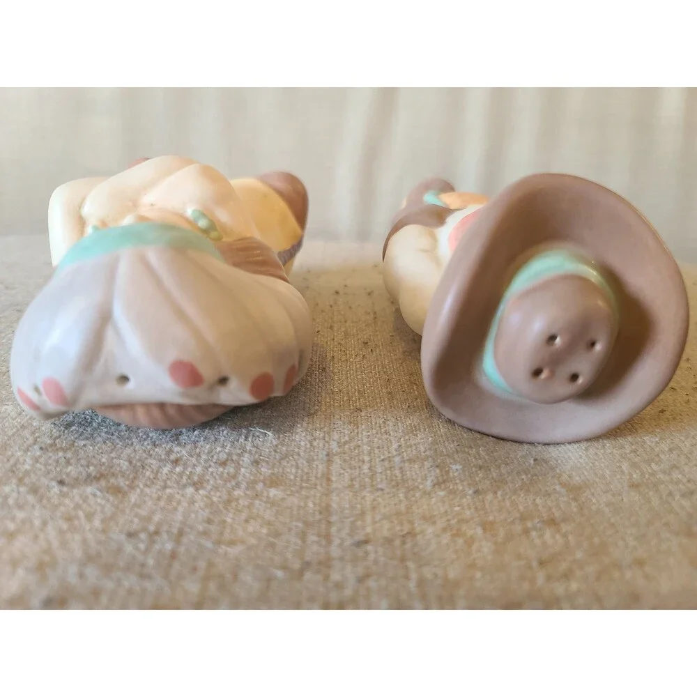 Rare Vintage 1980s TREASURE CRAFT Cowboy And Indian Chief Salt And Pepper Shaker