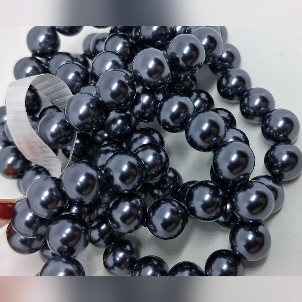 * Mallorca NWT Faux Black Pearl Necklace 17.5