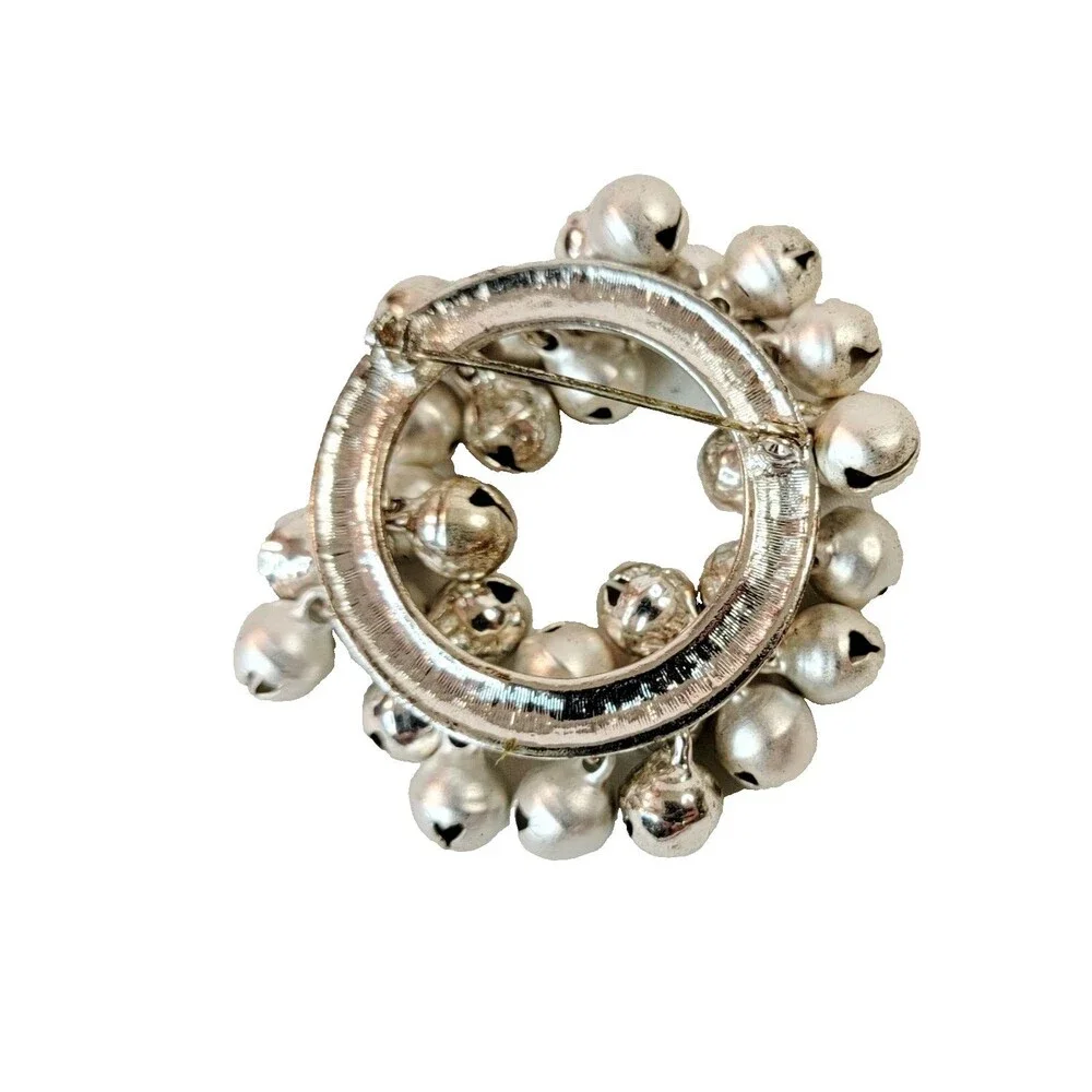 1980's Jingling Bell Wreath Brooch Pin Christmas Silver Tone Vintage 2