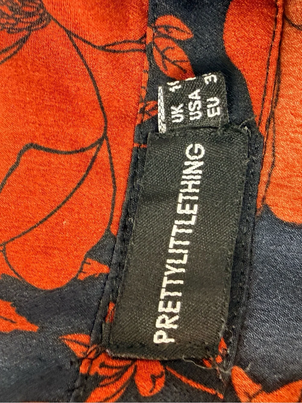 PrettyLittleThing bold stunning