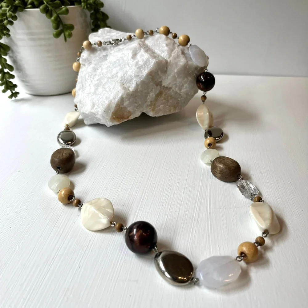 Neutral Tones Beaded Necklace