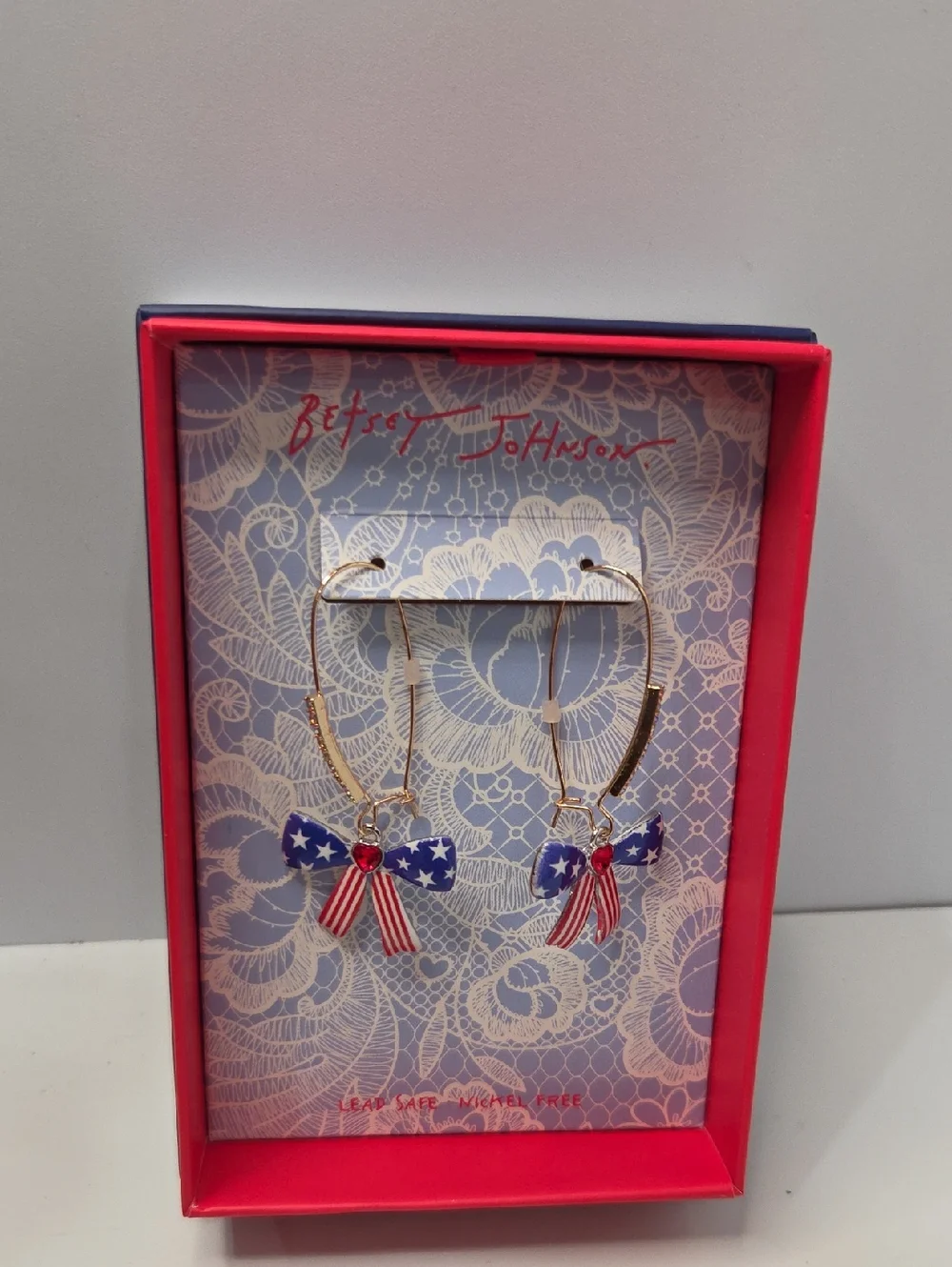 💙▪️Betsey Johnson ▪️Americana Patriotic Bow  Shephard Hook Drop Earring