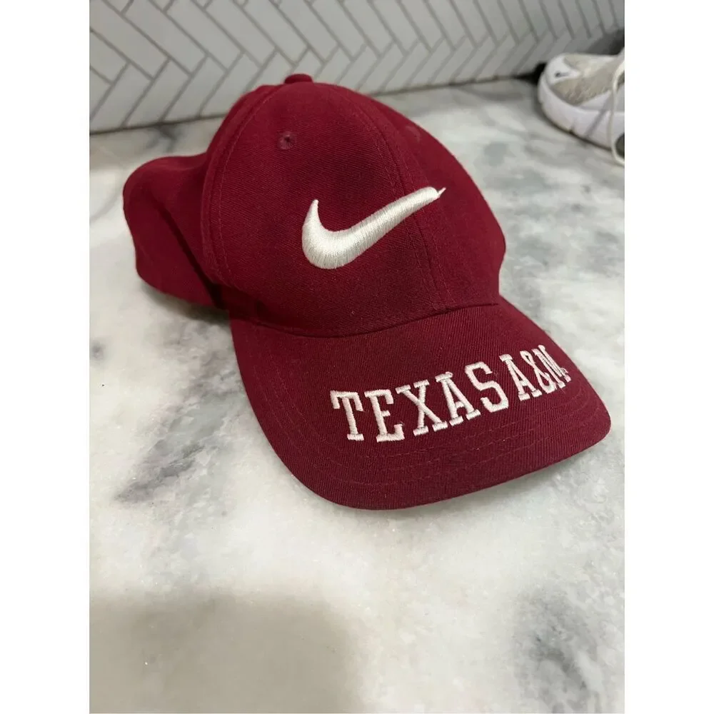Nike vintage ncaa
