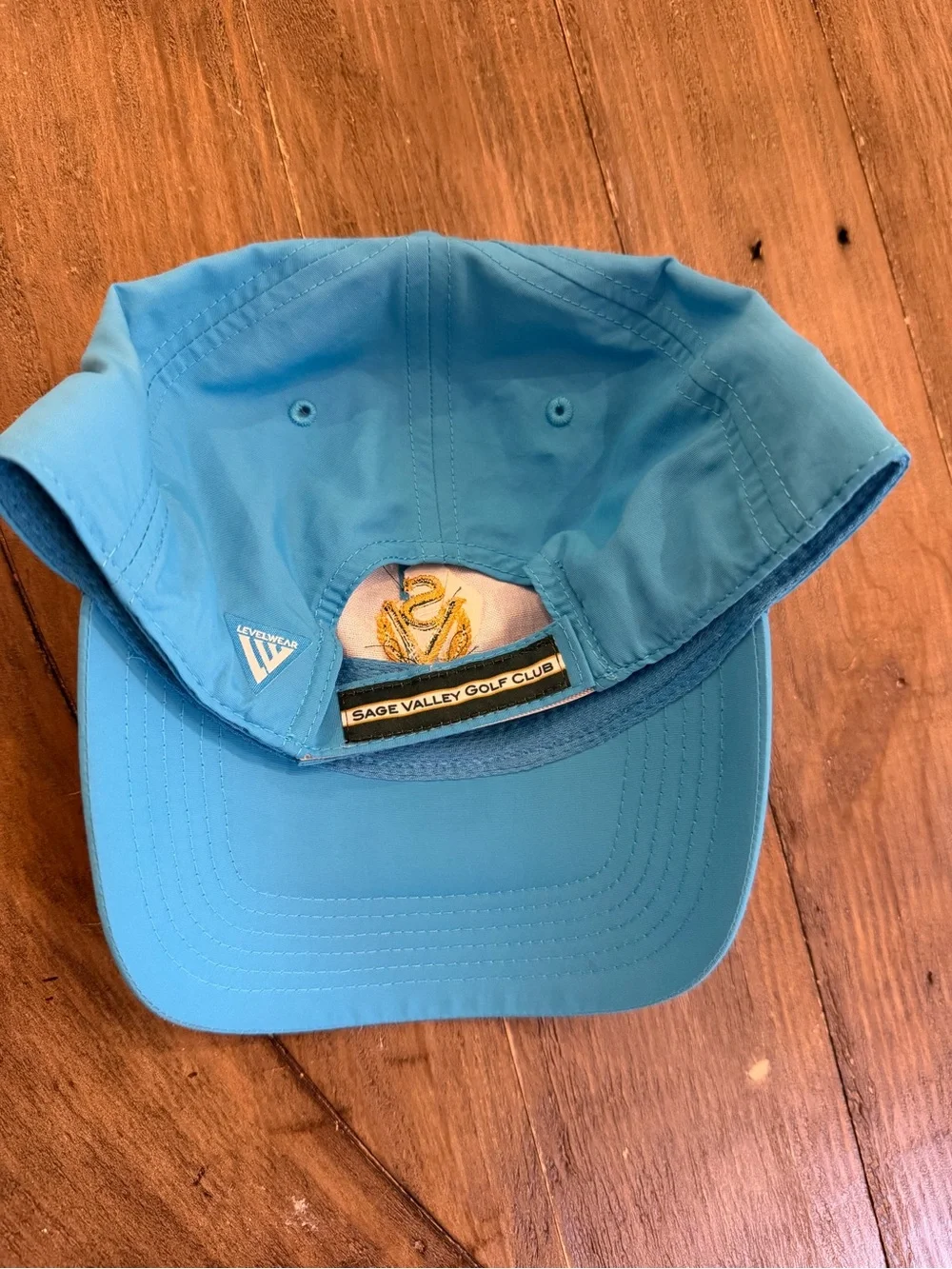 Levelwear light blue