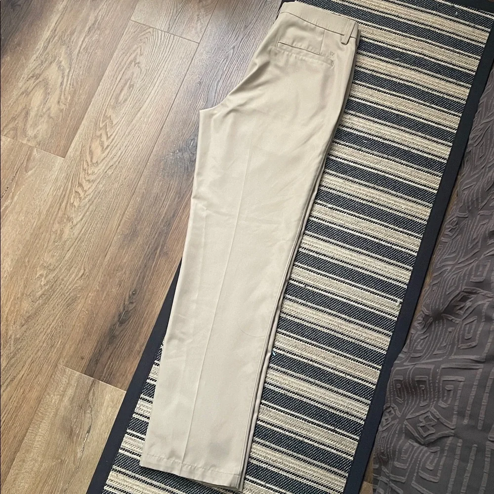 Haggar classic flat