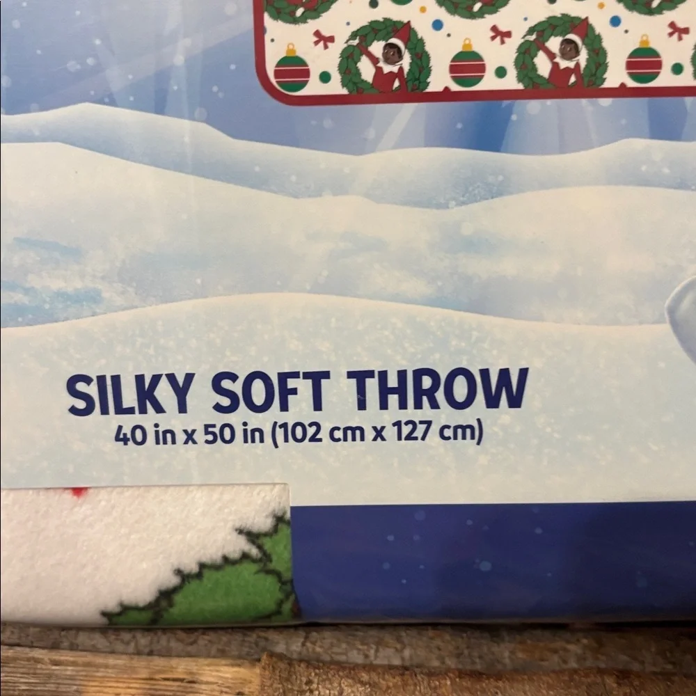 NWT Elf On The Shelf Holiday Christmas Super Soft Silk Touch Throw