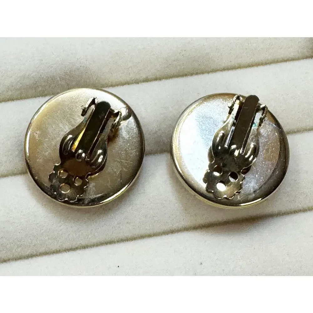 Vintage Red Enamel Gold Leaf Clip On Earrings Round 3/4