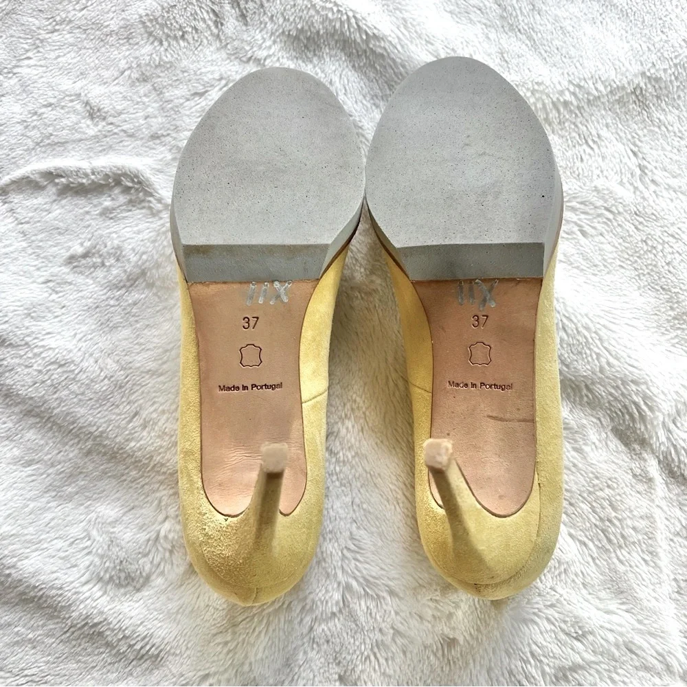 Yellow Suede Heels Made in Portugal Size 37 - US 7 Minimalist Neutral Spring