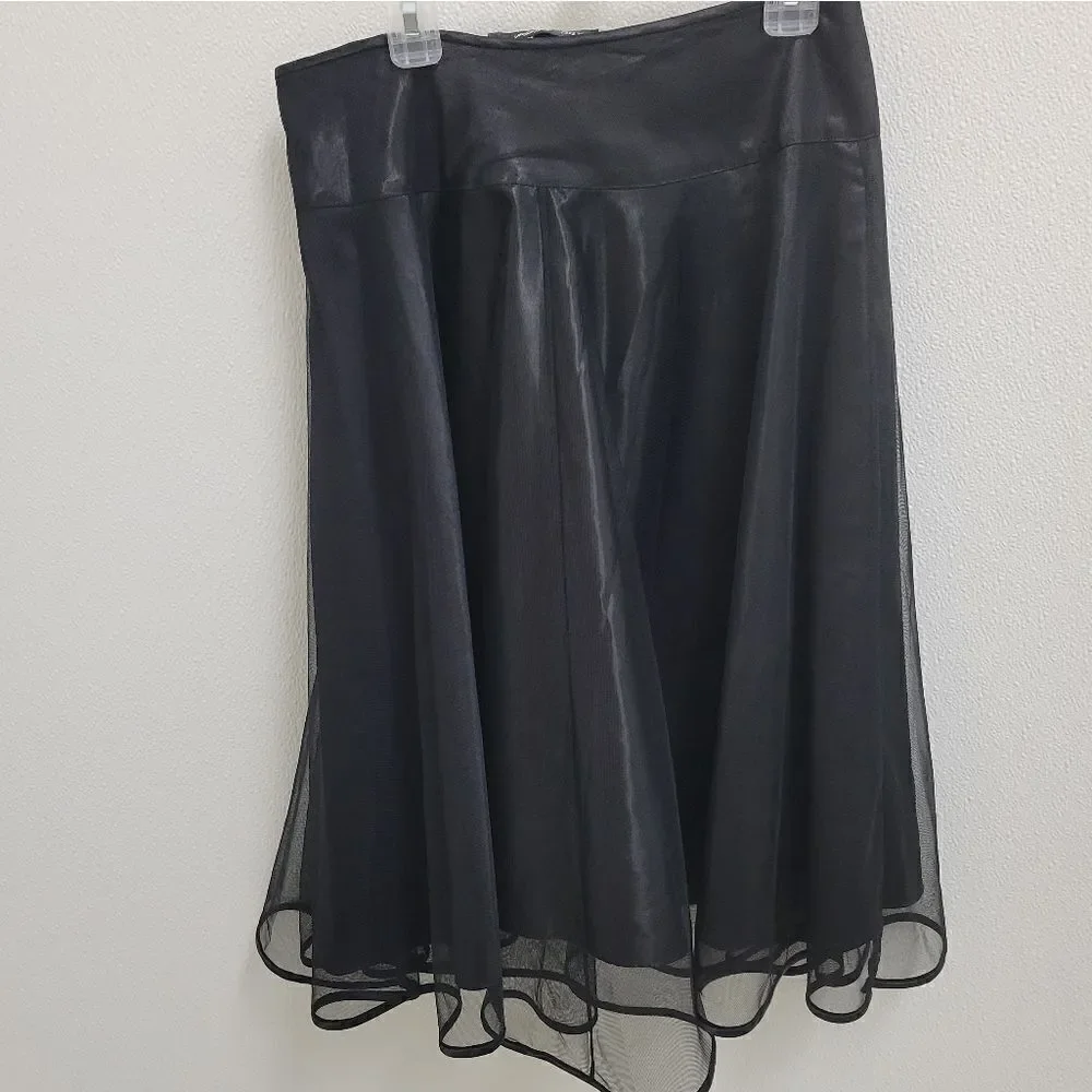 Betsey Johnson Black Tulle Embroidered Skirt Size 4