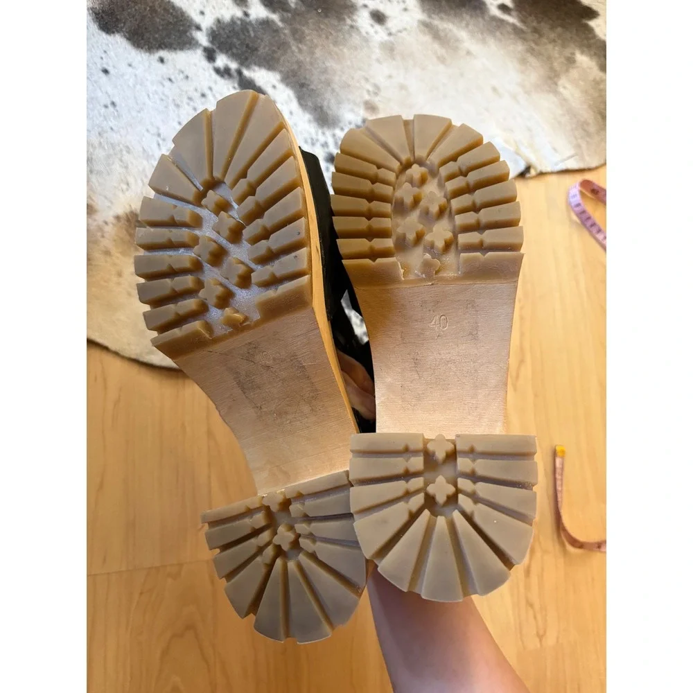 Swedish Hasbeens size 40