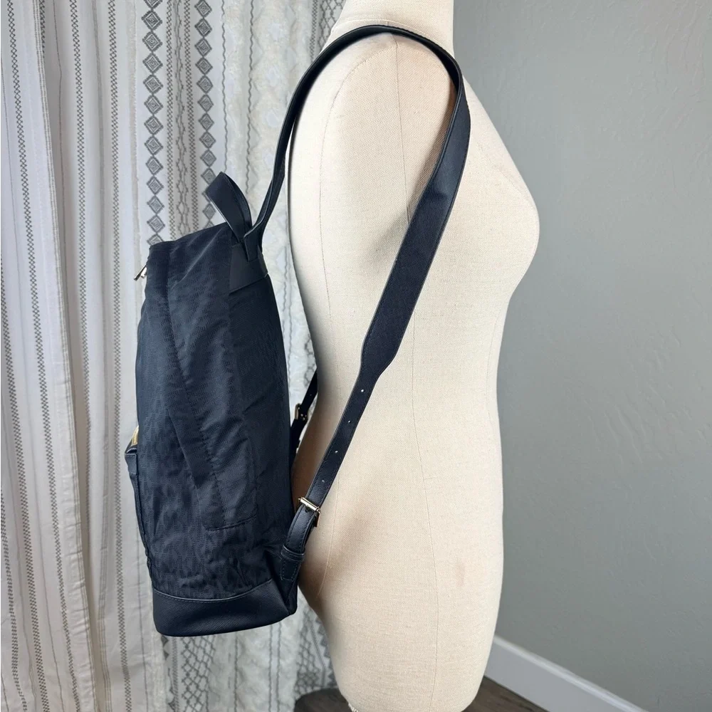 Michael Kors classic black