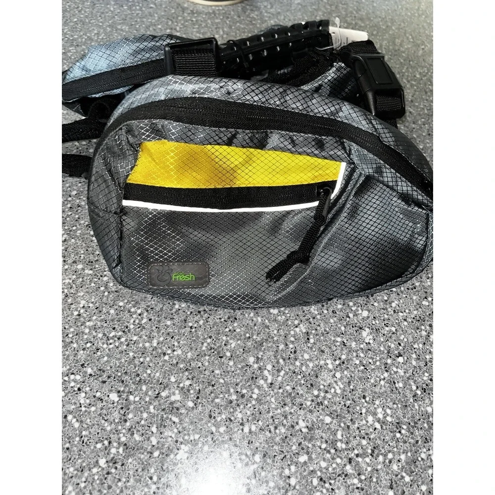 GoFreshPet nwt dog