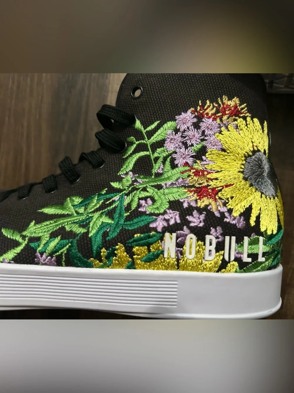 No Bull Black Canvas High-Top Sneakers with Embroidered Floral Design W6.5 / M5