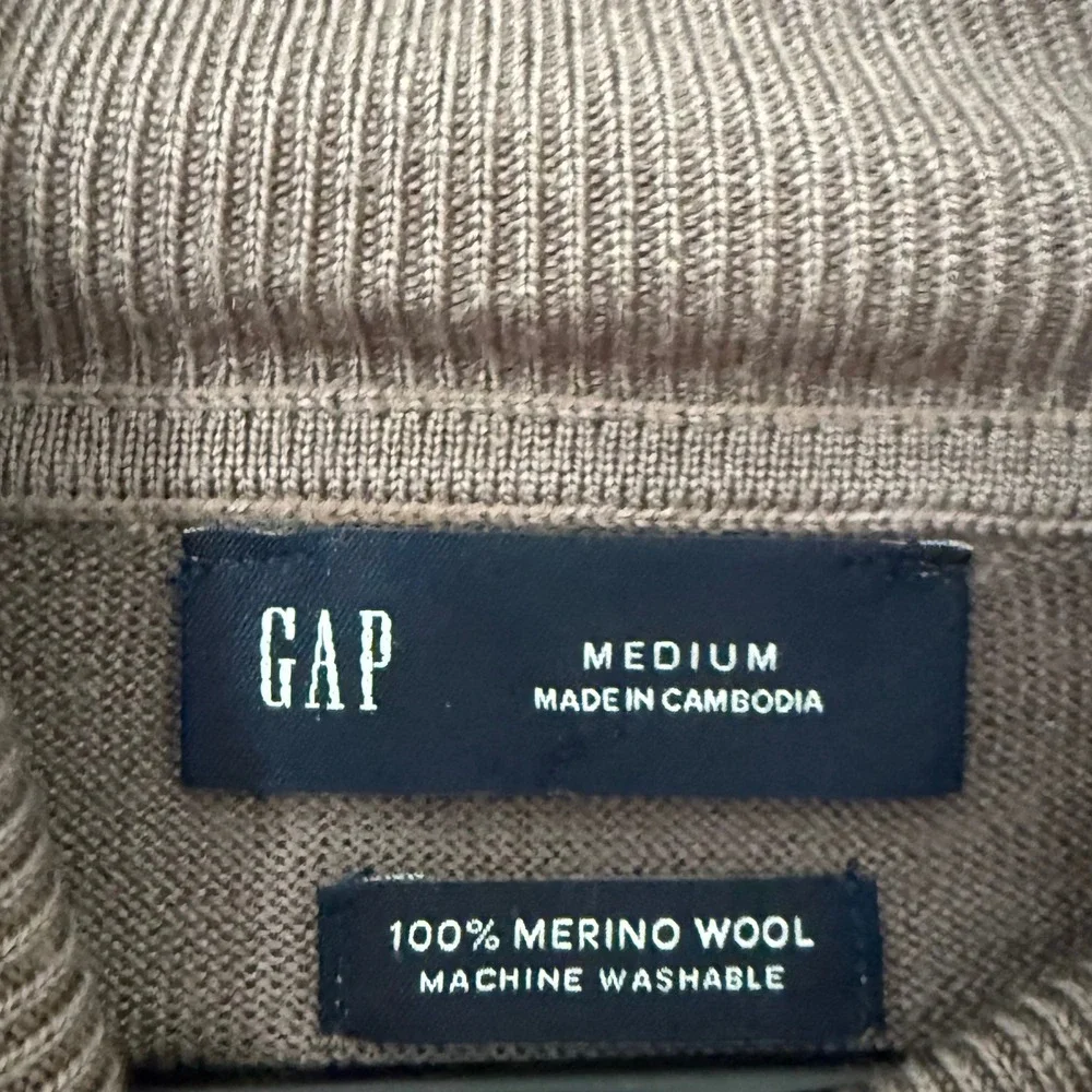 GAP merino wool