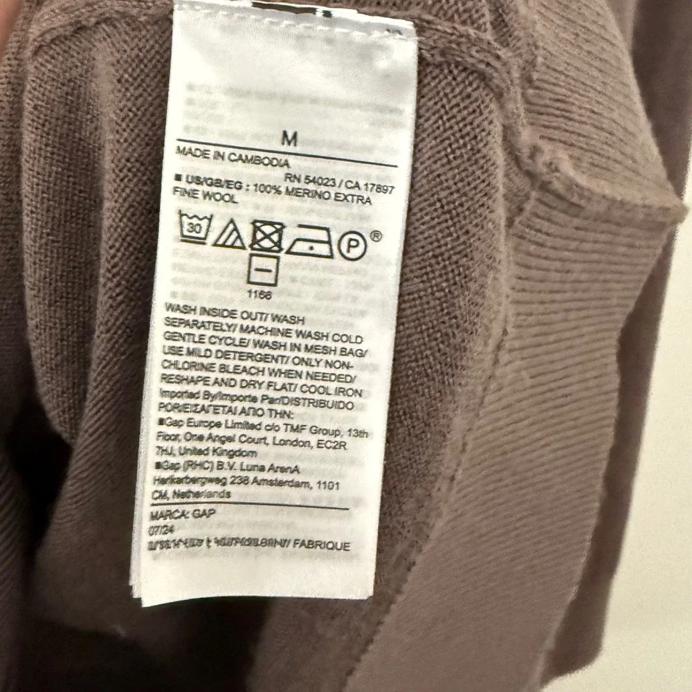 GAP merino wool