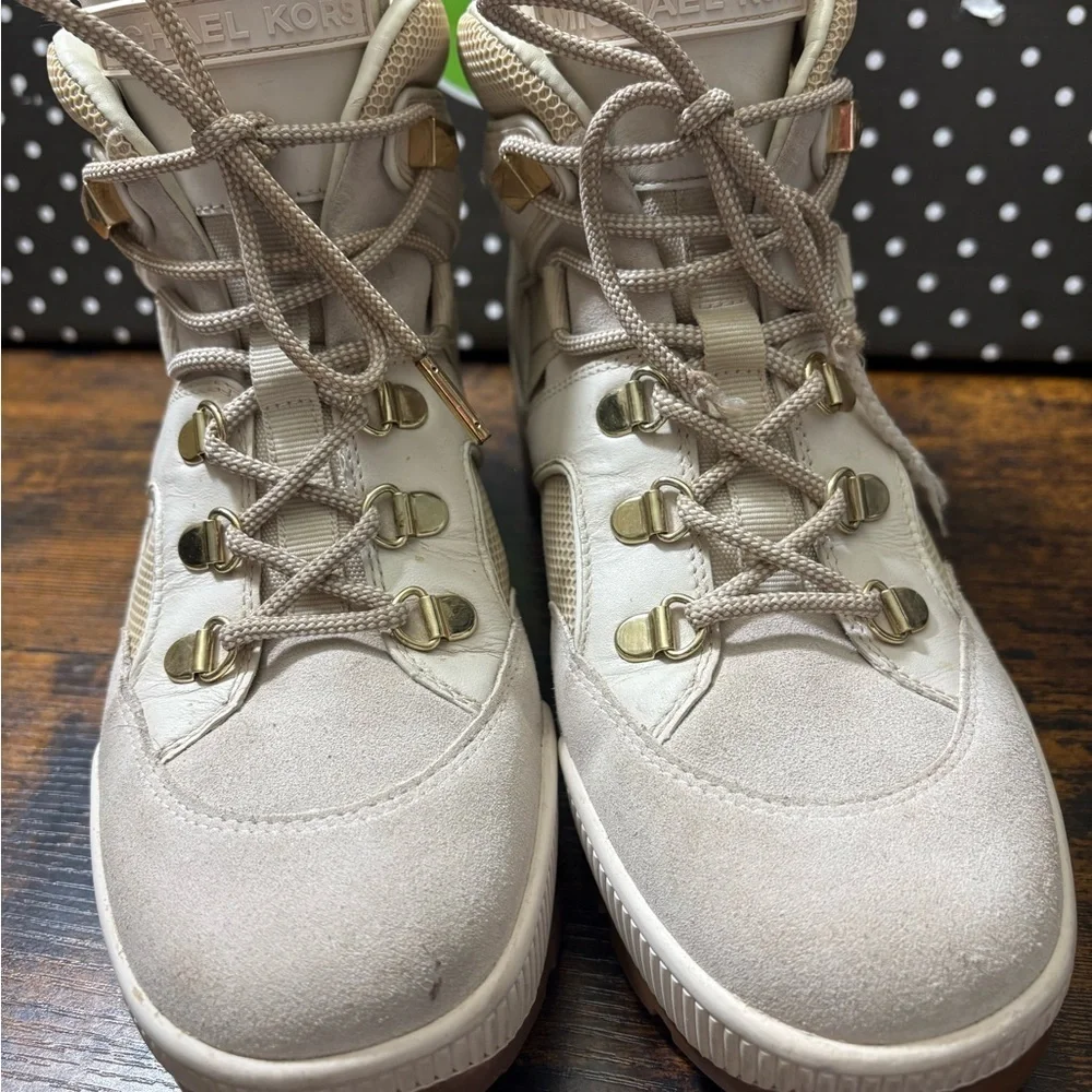 Michael Kors stylish cream
