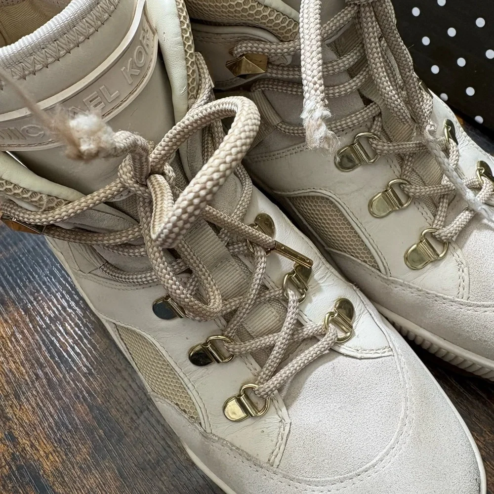 Michael Kors stylish cream