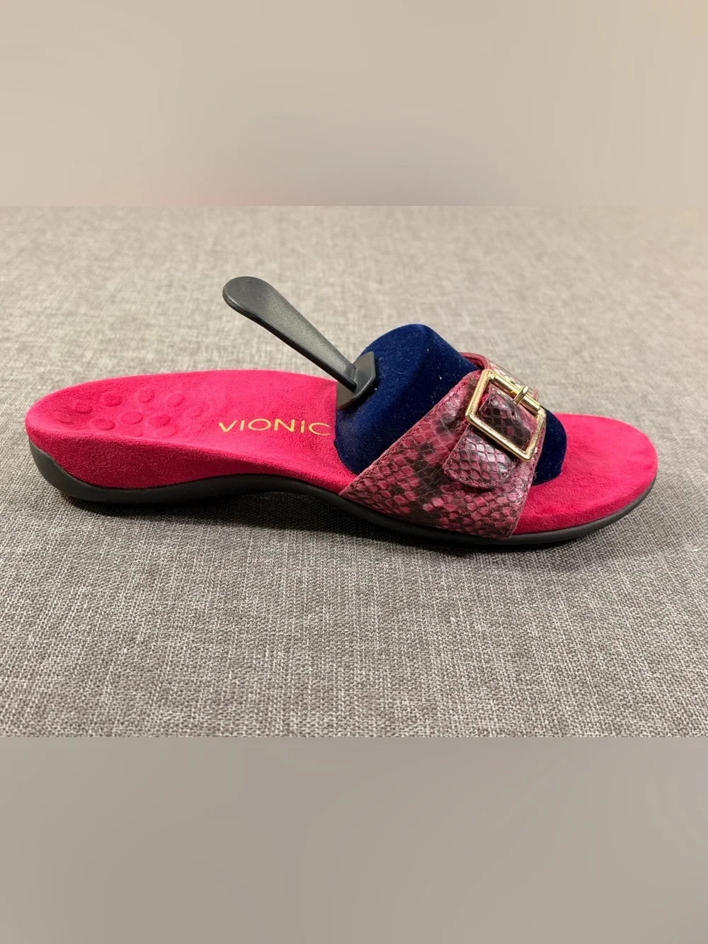 Vionic platform sandals
