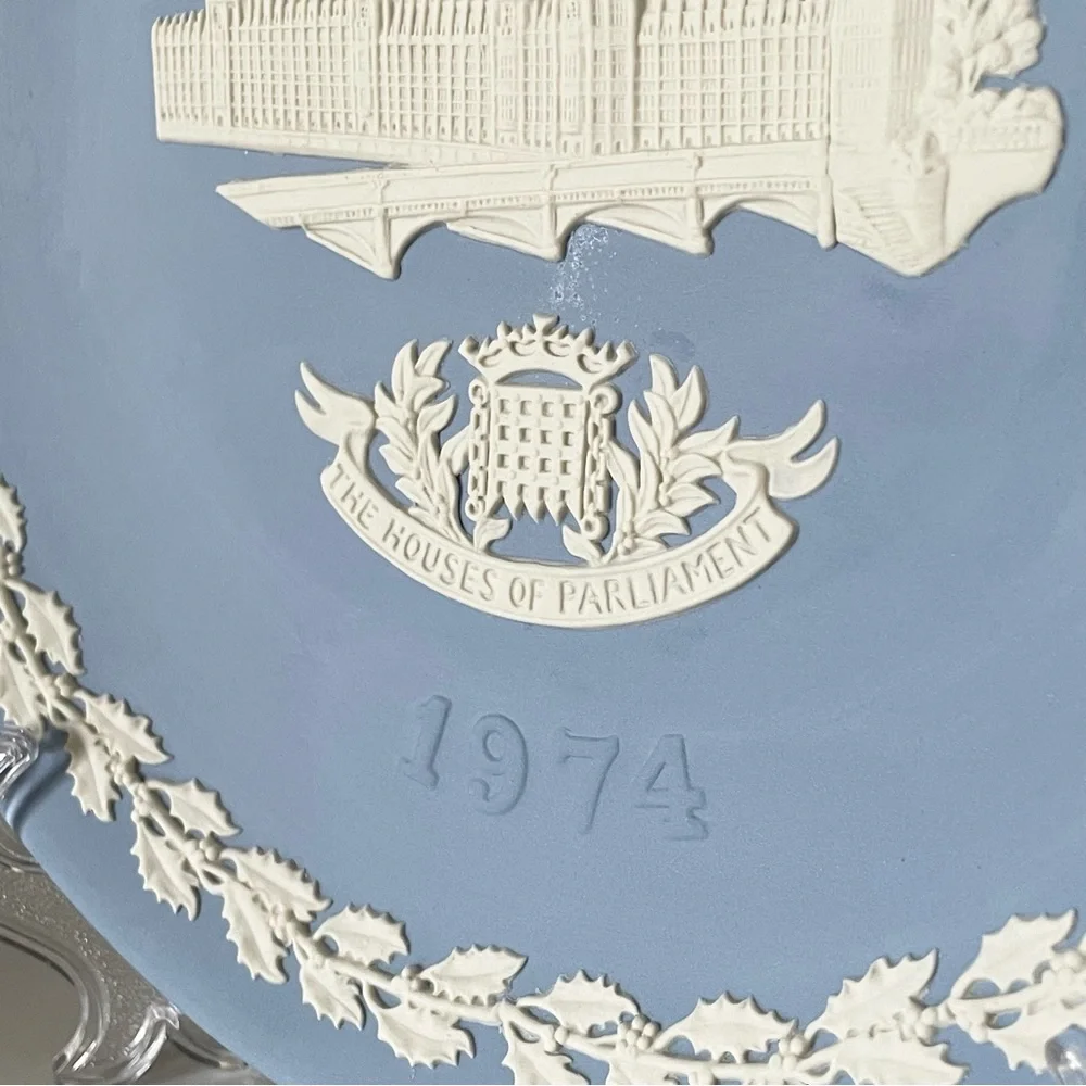 Wedgwood christmas 1974