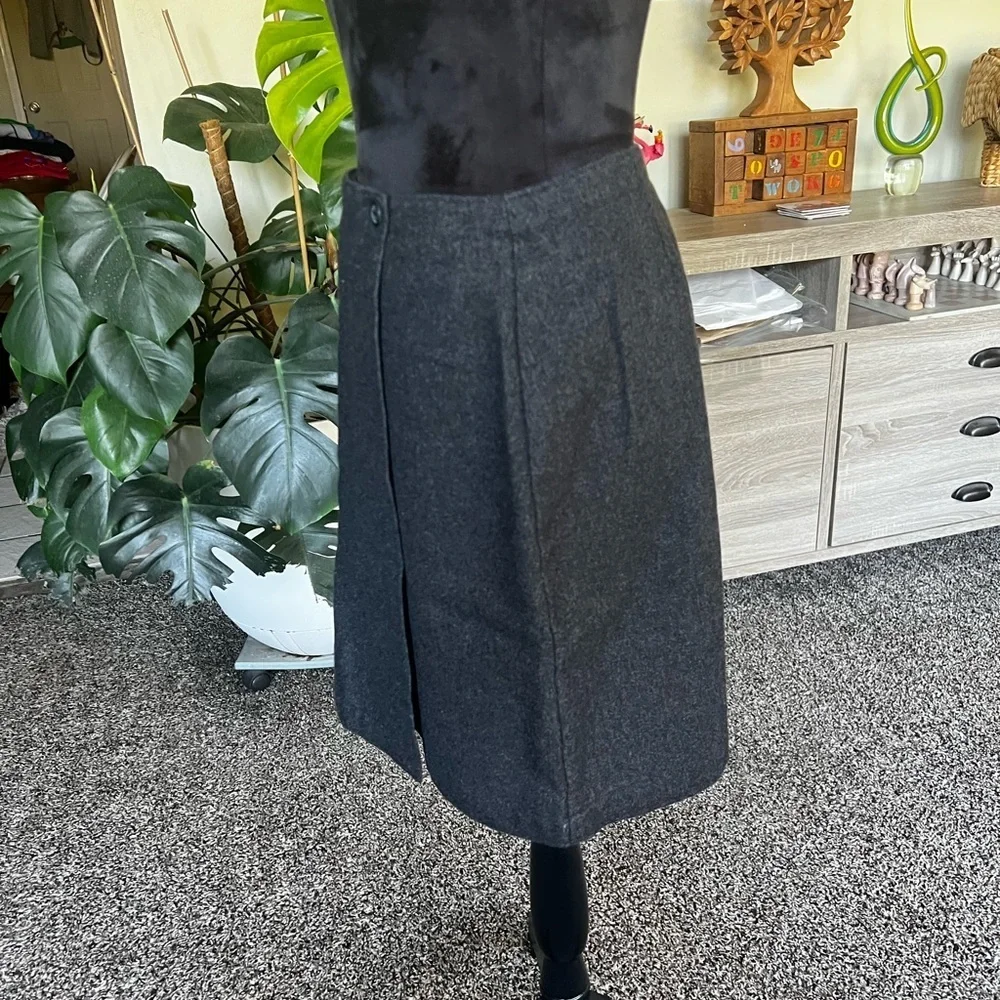 GAP stylish dark