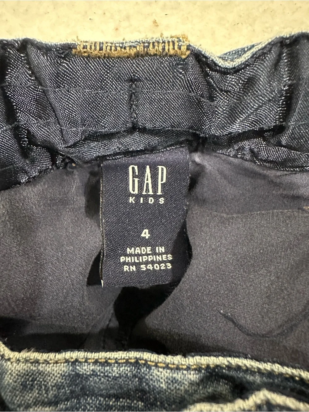 GAP dark blue