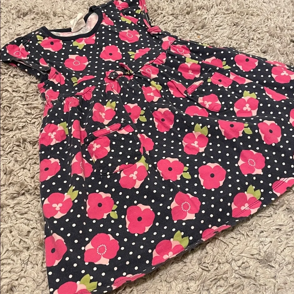 Crazy 8 blossom dot