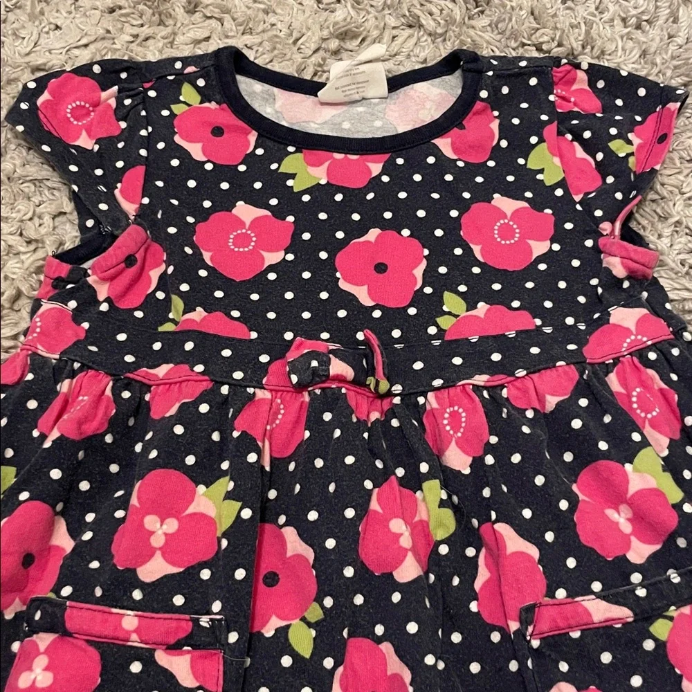 Crazy 8 blossom dot