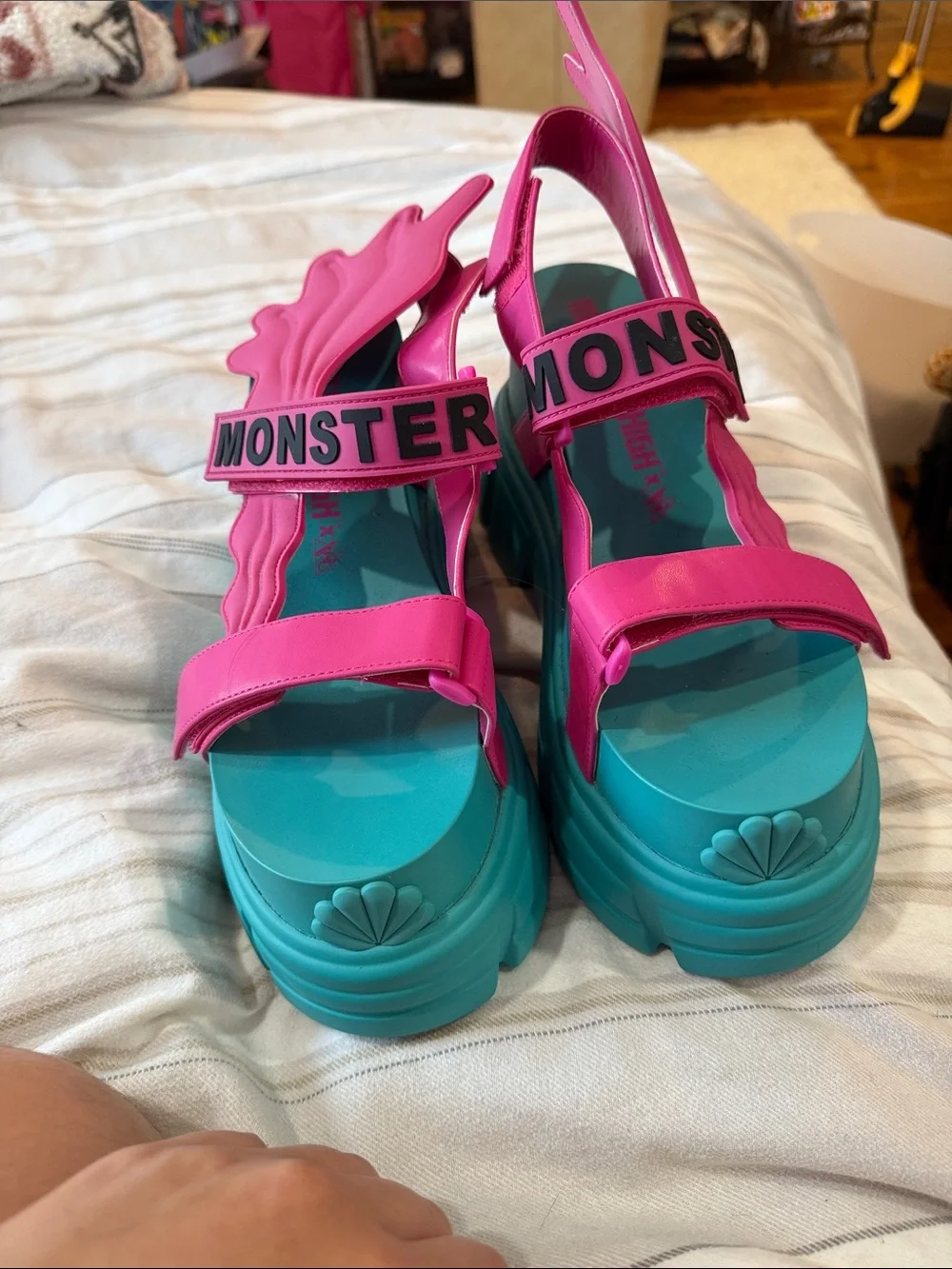 Monster High Lagoona blue Teal and Hot Pink Platform Sandals