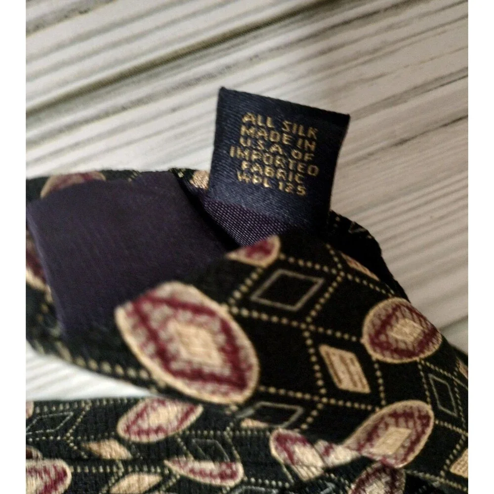 Chaps eye vintage gold